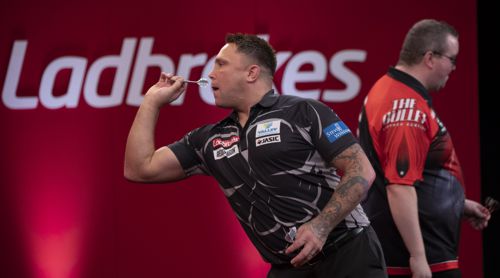 Gerwyn Price deklassiert Stephen Bunting