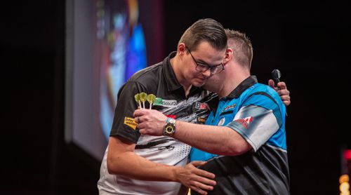 Gian van Veen 10:6 Daryl Gurney