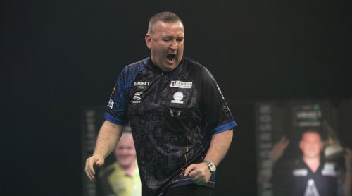 Glen Durrant jubelt auf dem Weg