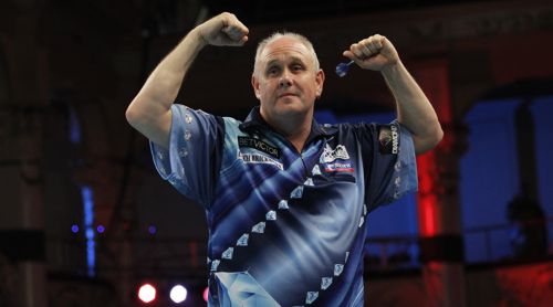 Ian White hatte in der ersten Runde des PDC World Matchplay 2016 keinerlei Probleme mit Daryl Gurney