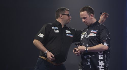 James Wade fertigt Callan Rydz ab