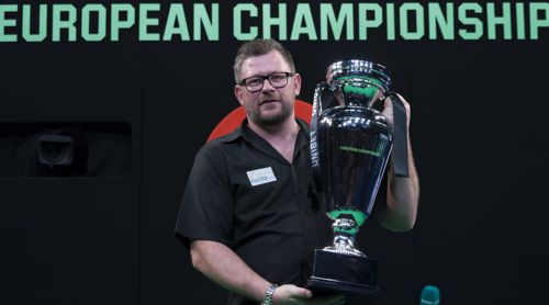 James Wade mit der European Championship Trophy