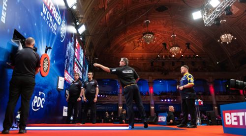 James Wade und Luke Littler im Emperess Ballroom