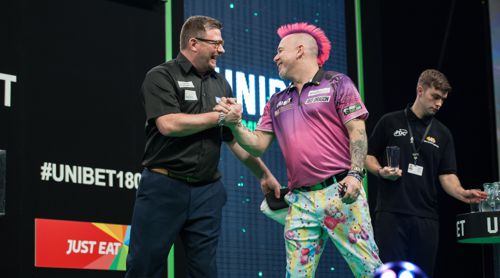 James Wade und Peter Wright haben in Berlin Spaß