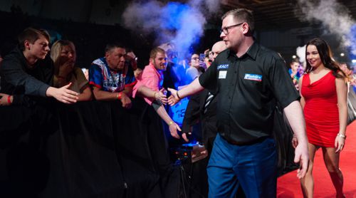 James Wade läuft dem Walk on Girl davon