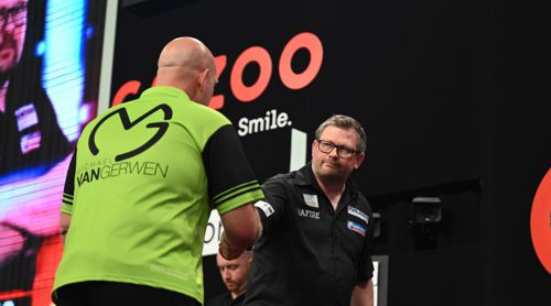 James Wade gewinnt gegen Michael van Gerwen