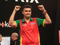 Jamie Lewis dreht einen 0:2 Rückstand gegen Michael Smith noch zum Sieg