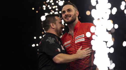 Joe Cullen verliert sein allererstes Spiel in der Premier League
