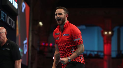 Joe Cullen liefert beim World Matchplay eine souveräne Leistung ab