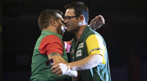 Jonny Clayton besiegt Damon Heta