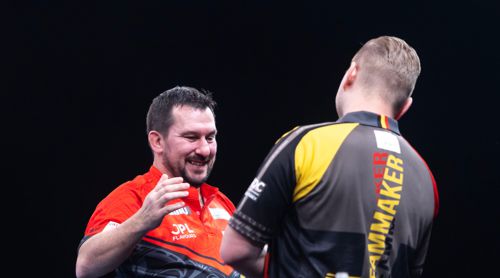 Jonny Clayton 5:2 Dimitri Van den Bergh