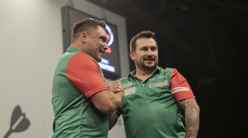 Jonny Clayton und Gerwyn Price aus Wales