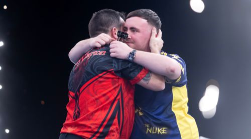 Jonny Clayton 4:2 Luke Littler