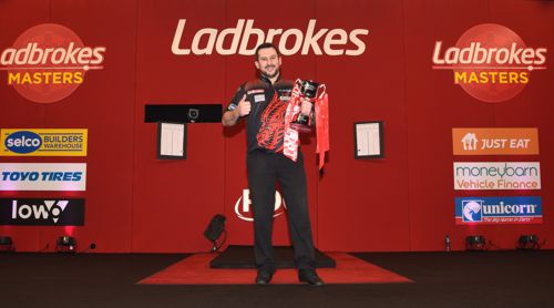 Jonny Clayton holt The Masters 2021