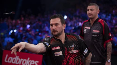 Jonny Clayton unterliegt Nathan Aspinall