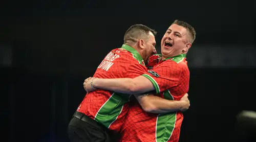 Wales startet souverän in die Gruppenphase