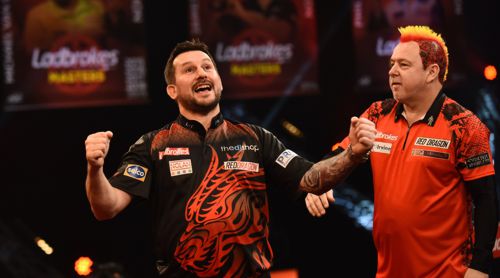 Jonny Clayton wirft Titelverteidiger Peter Wright aus dem Masters