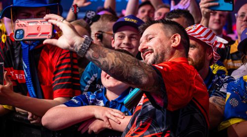 Jonny Clayton Selfie mit Fan