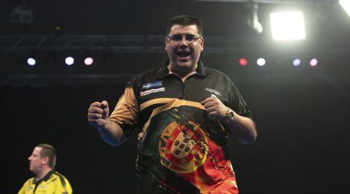 Jose de Sousa wirft Dave Chisnall aus dem Grand Slam