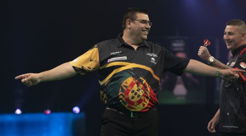 Jose de Sousa stärker als Nathan Aspinall