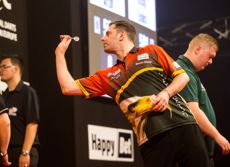 Jyhan Artut hat gegen Ricky Evans keine Chance