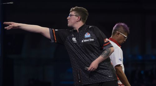 Keane Barry 3:2 Royden Lam