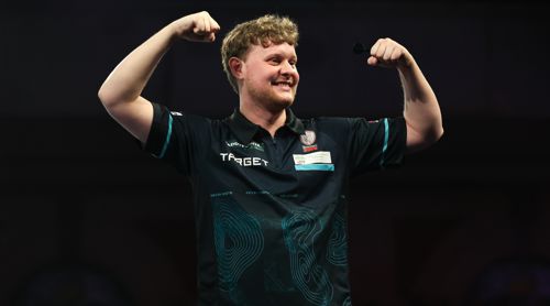 Kevin Doets zeigt seine Muskeln
