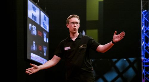 Kim Viljanen besiegte in Wien völlig überraschend den an zwei gesetzten Peter Wright