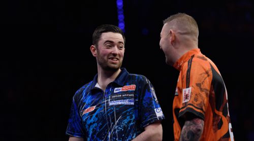 Luke Humphries und Nathan Aspinall haben gut lachen
