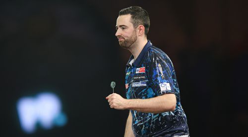 Luke Humphries auf Kurs Titelverteidigung