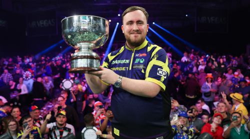 Luke Littler gewinnt den Eric Bristow-Pokal