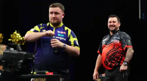 Luke Littler 6:5 Jonny Clayton