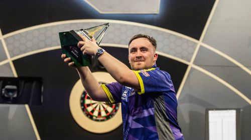 Luke Littler gewinnt die Premier League 2024