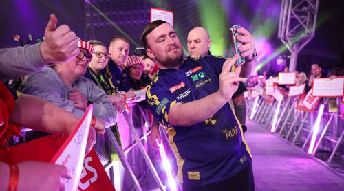 Luke Littler 11:6 Jonny Clayton