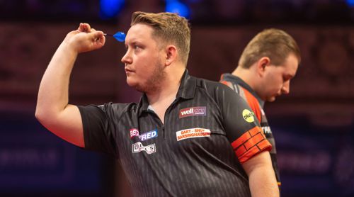 Martin Schindler unterliegt Dimitri Van den Bergh