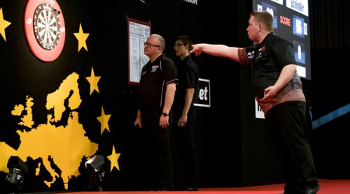 Martin Schindler verdient sein täglich Brot auf der PDC European Tour