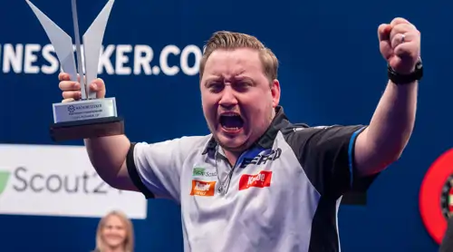 Schindler schreibt in Dortmund Darts-Geschichte