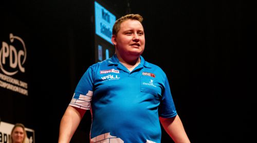 Martin Schindler macht durch seinen Auftaktsieg bei der European Darts Trophy einen Riesen-Schritt in Richtung Weltmeisterschaft