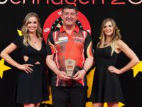 Mensur Suljovic besiegte Simon Whitlock im Enspiel der Danish Darts Open-Premiere mit 8:3