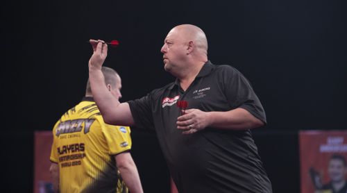 Mervyn King stark gegen Dave Chisnall