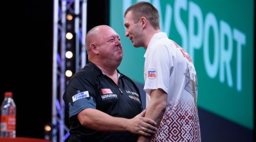 Mervyn King mit Whitewash gegen Madars Razma