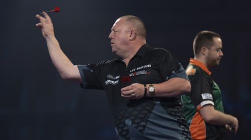 Mervyn King 4:0 Steve Lennon