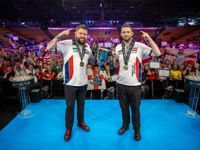 England ist Titelverteidiger des World Cup of Darts England ist Titelverteidiger des World Cup of Darts