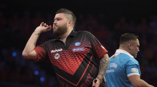 Michael Smith setzt sich gegen Gerwyn Price durch