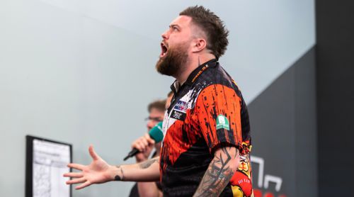 Michael Smith regt sich auf