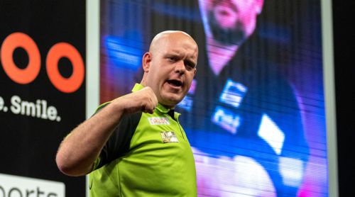 Michael van Gerwen zieht in das Finale der Premier League ein