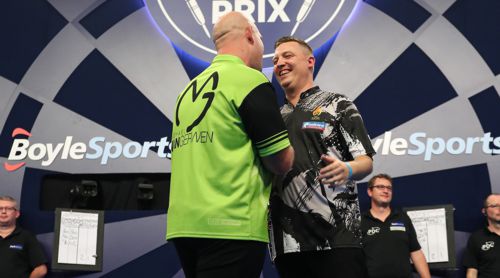 Michael van Gerwen 3:1 Chris Dobey