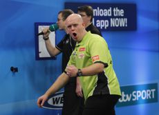 Michael van Gerwen zieht in das Halbfinale der UK Open ein