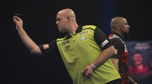 Michael van Gerwen und Devon Petersen