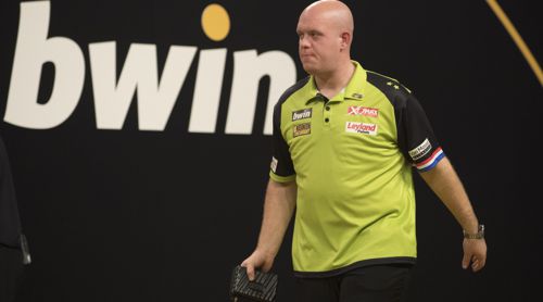 Michael van Gerwen packt seinen Koffer